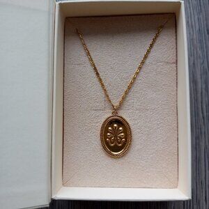 Louise Damas 'Water Lily' Necklace